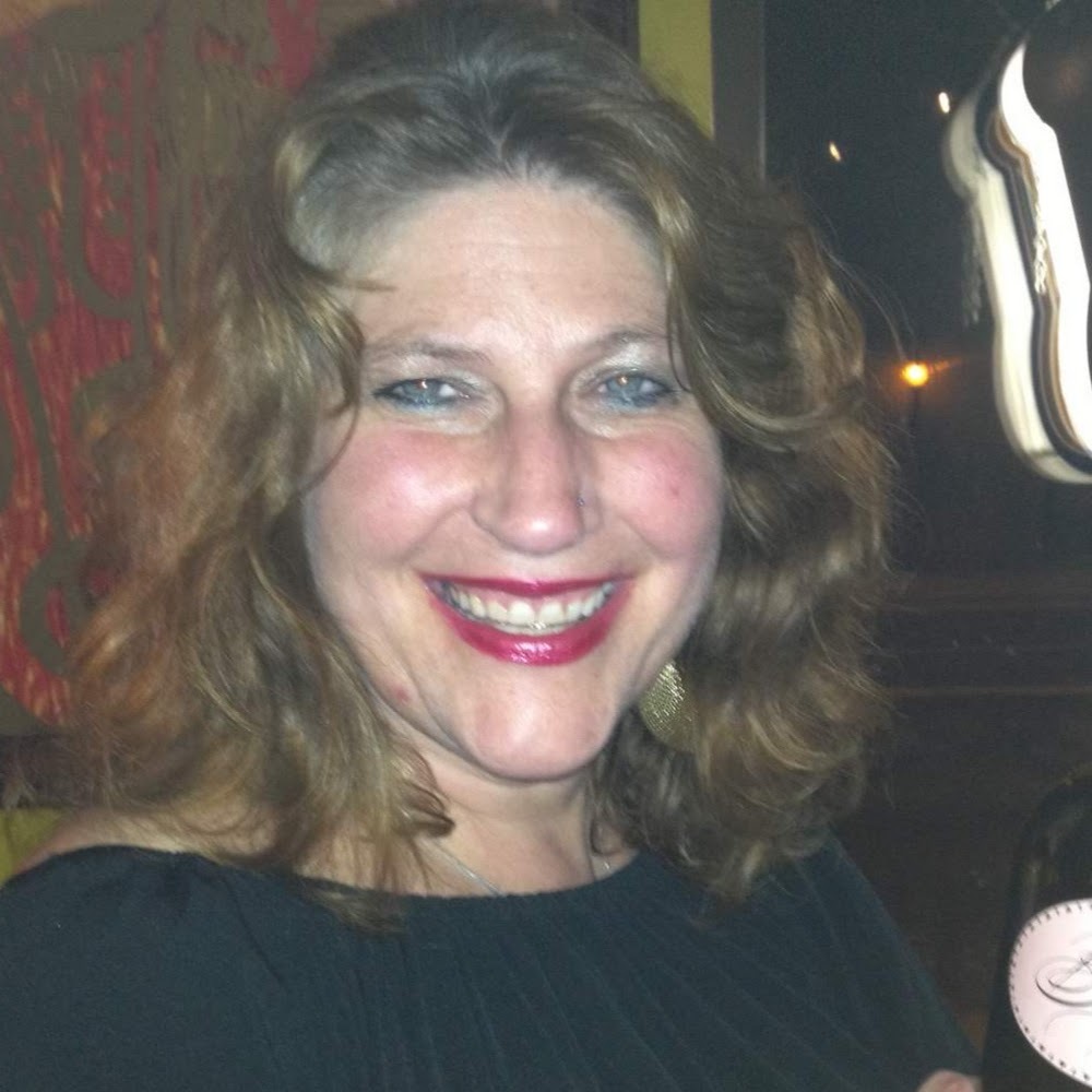 Meet your Posher, Vickie